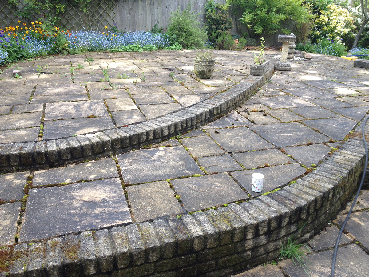 Driveway cleaning in Wiltshire
